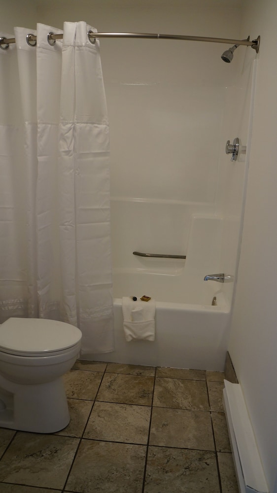 Single Room, 1 King Bed - Photo 7