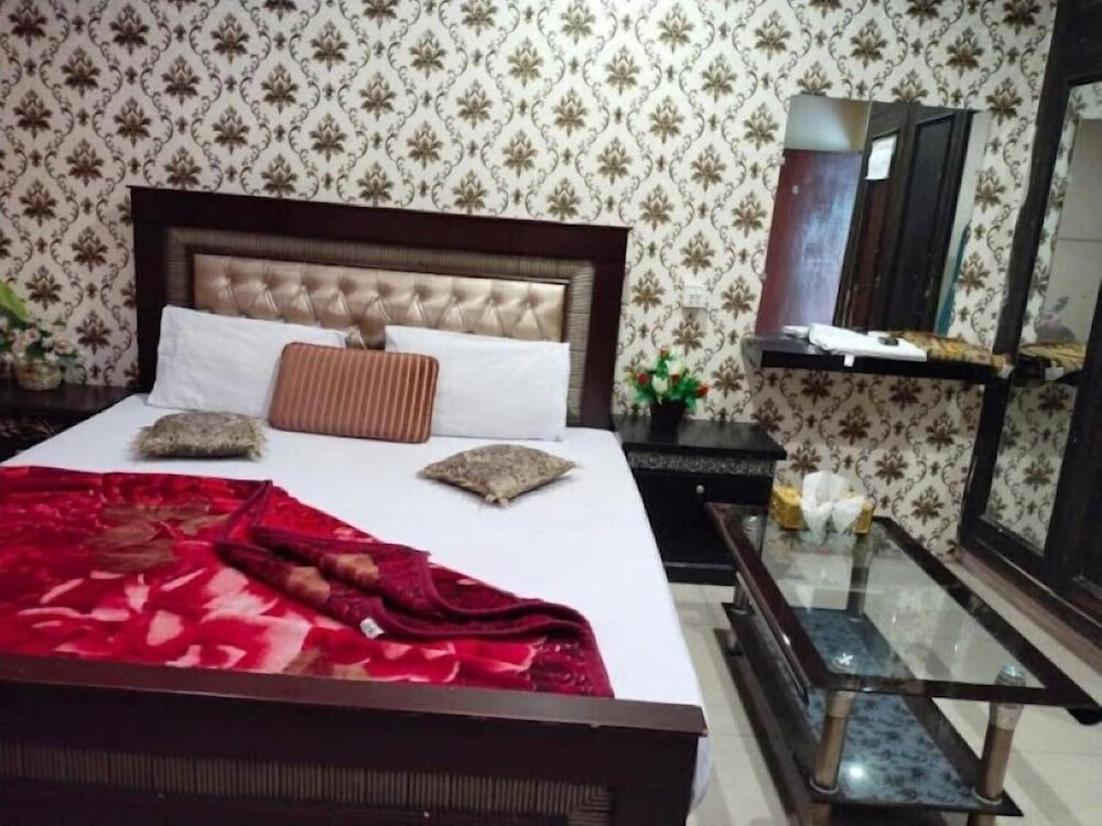 Deluxe Double Room photo 3
