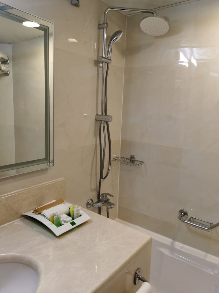 Executive Suite, Mountain View - Photo 9