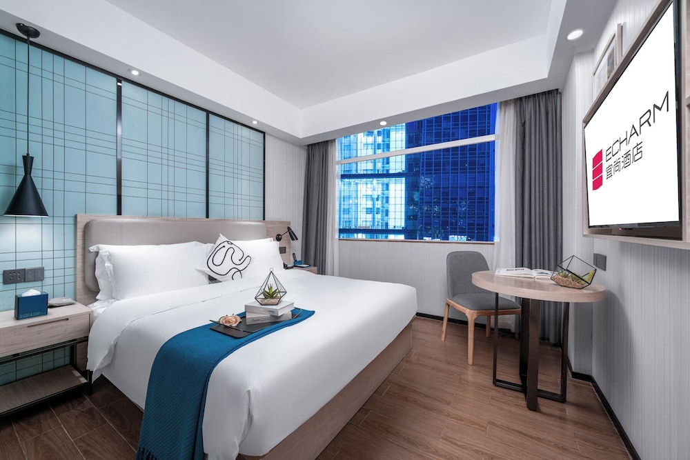 Superior Double Room, City View