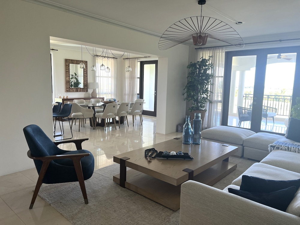Premier Penthouse