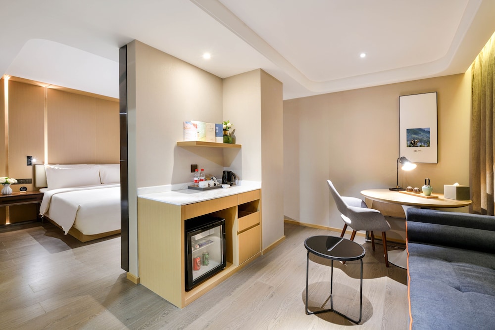 Room photo 2