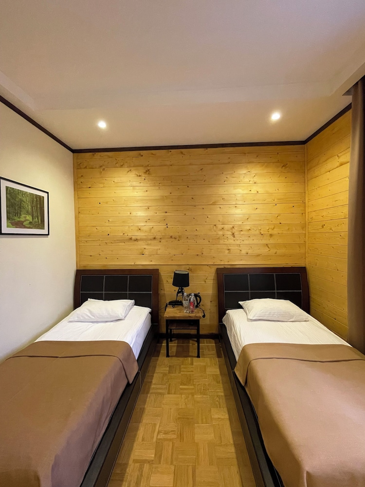 Basic Double Room, Non Smoking