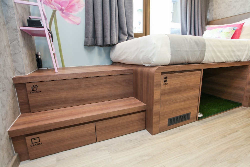 Premier Single Room (With View, Single Bed) photo 2