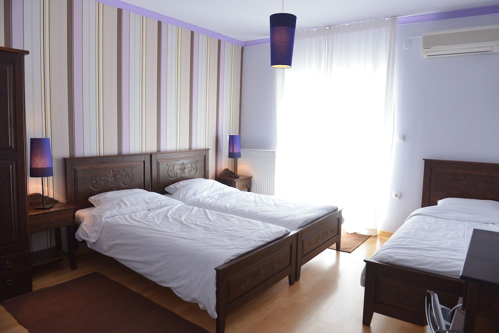 Triple Room, 3 Twin Beds