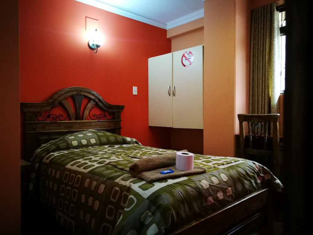 Single Room, Private Bathroom