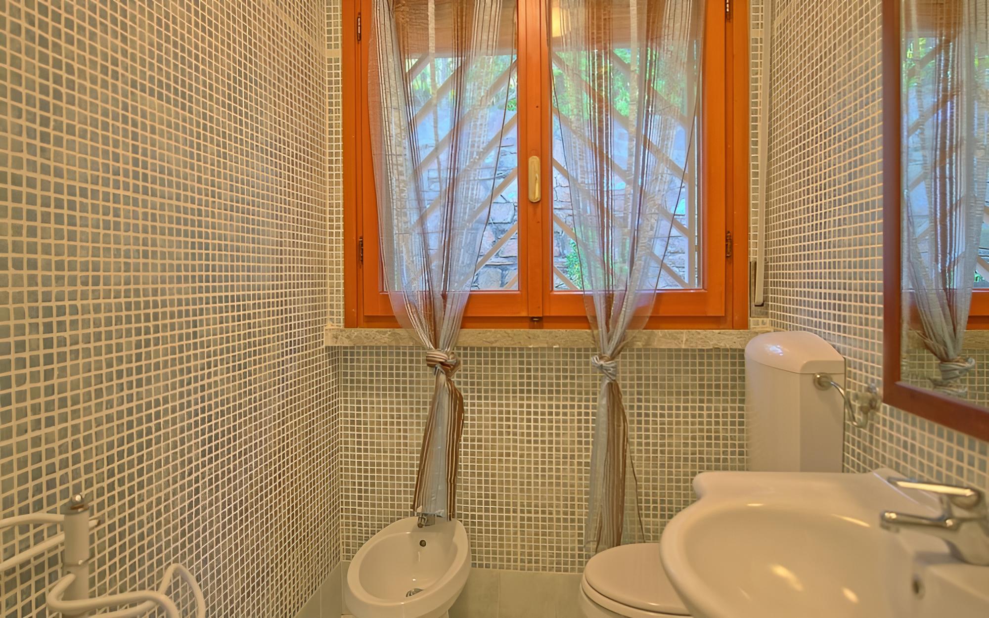 Panoramic Apartment, 4 Bedrooms, Kitchen, Sea View (Villa Punta Ala) photo 2