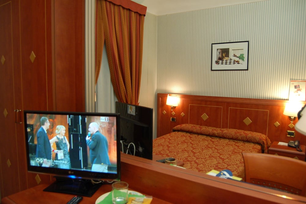 Quadruple Room photo 2