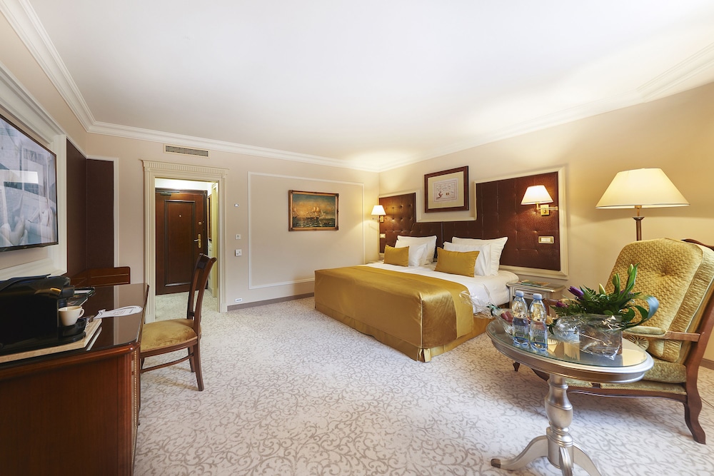 Elite Double or Twin Room (Wellness and Fitness access)
