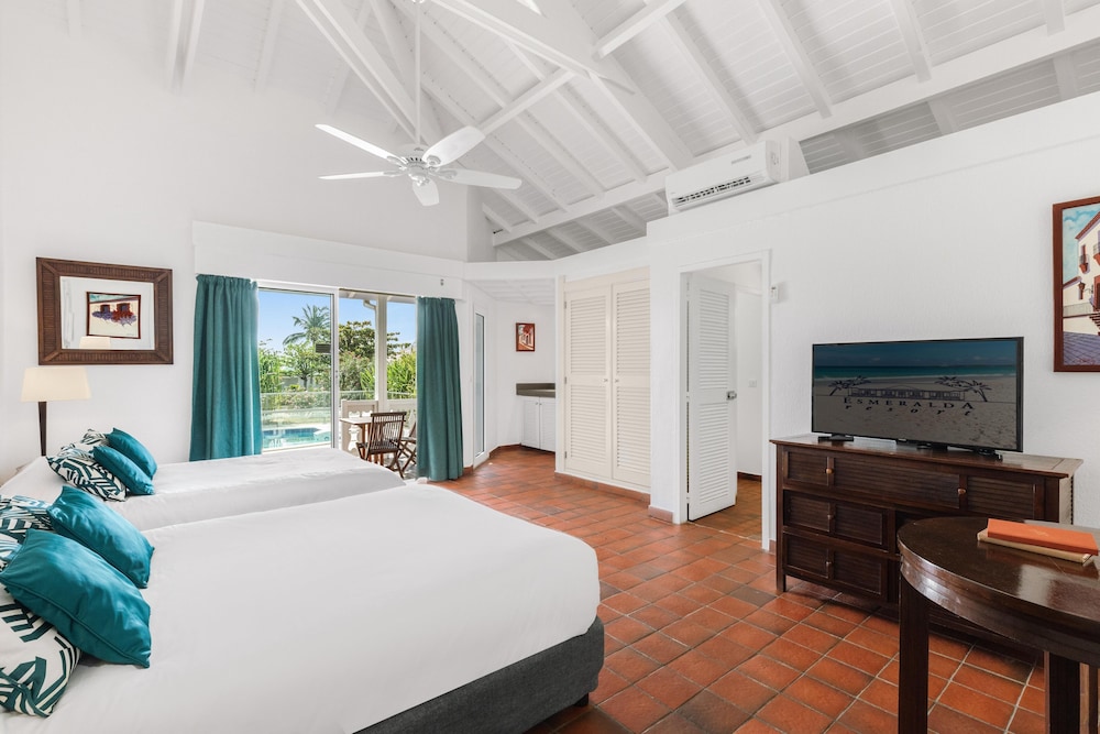 Superior Room - Photo 7