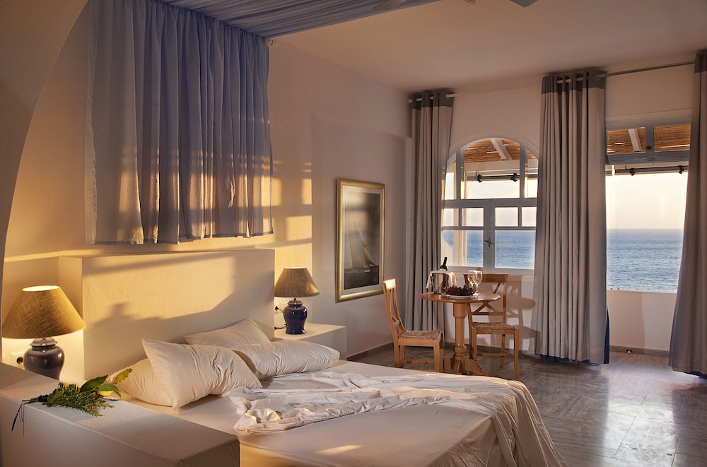 Senior Suite, Sea View - Photo 4