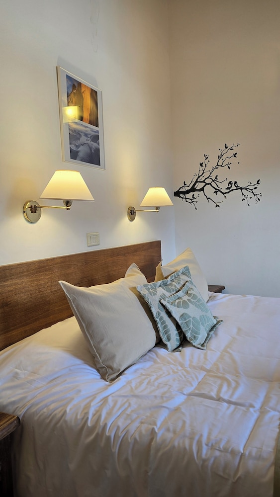 Basic Quadruple Room photo 2