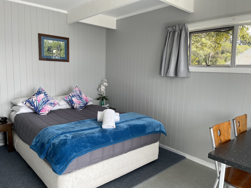 Family Cabin, Shared Bathroom photo 1