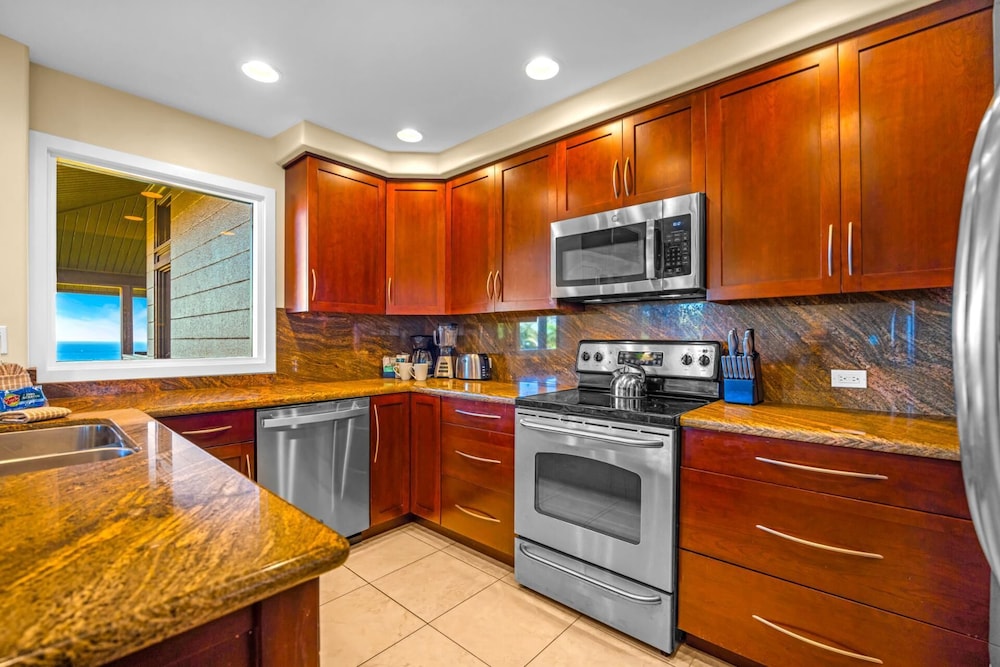 Condo (1 Bedroom) photo 3