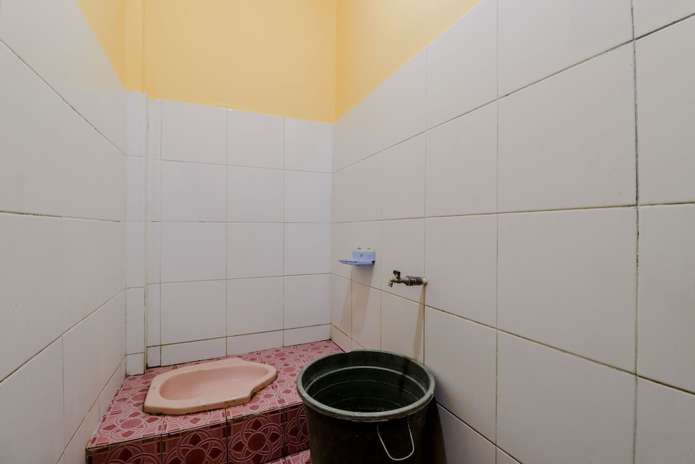 Standard Room - Photo 11