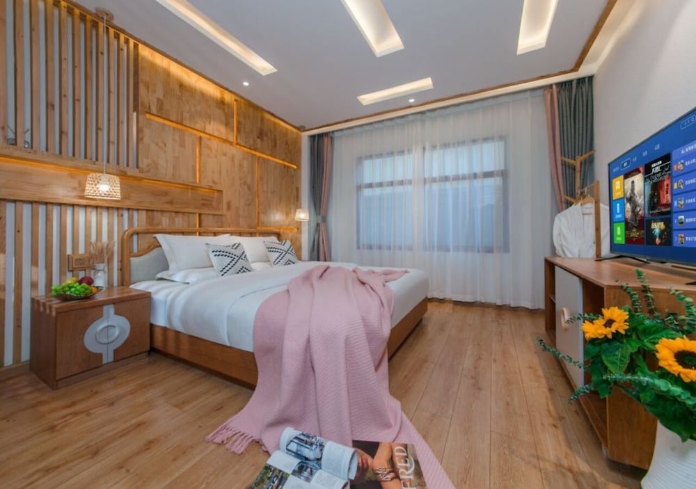 Comfort Double Room, City View
