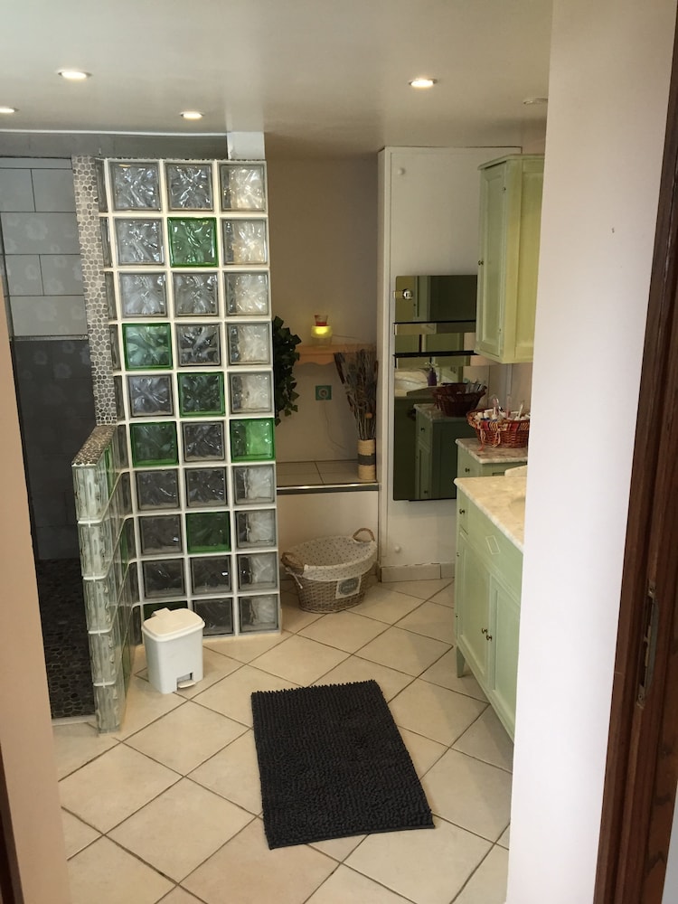 Double Room, Pool Access, Pool View (16m2) photo 3