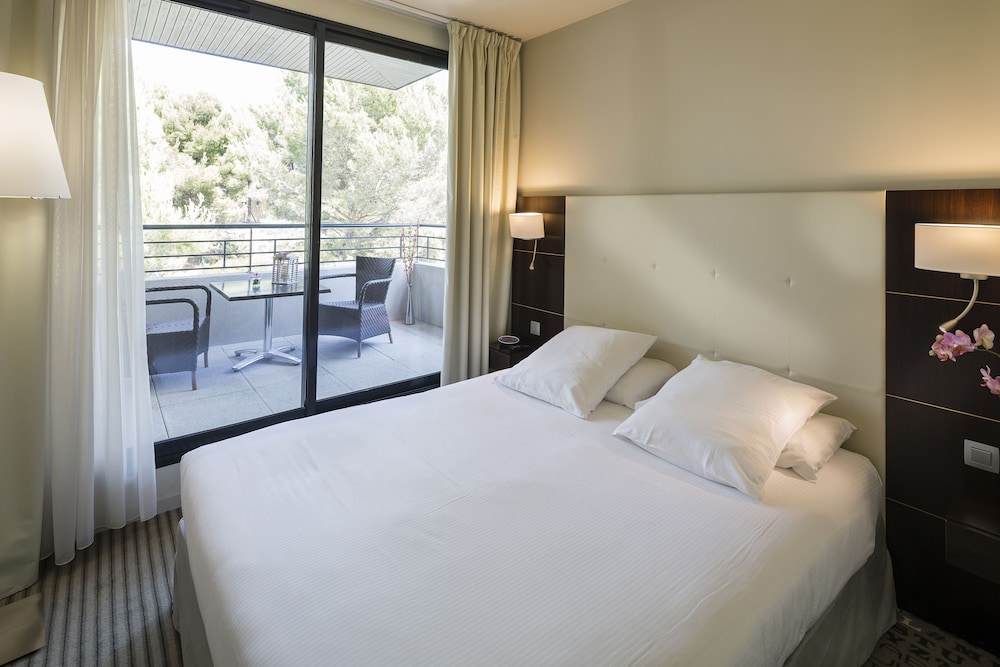 Suite, 1 Queen Bed with Sofa bed, Terrace