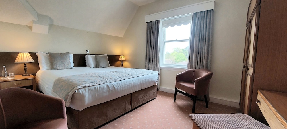 Double or Twin Room, Non Smoking - Photo 4
