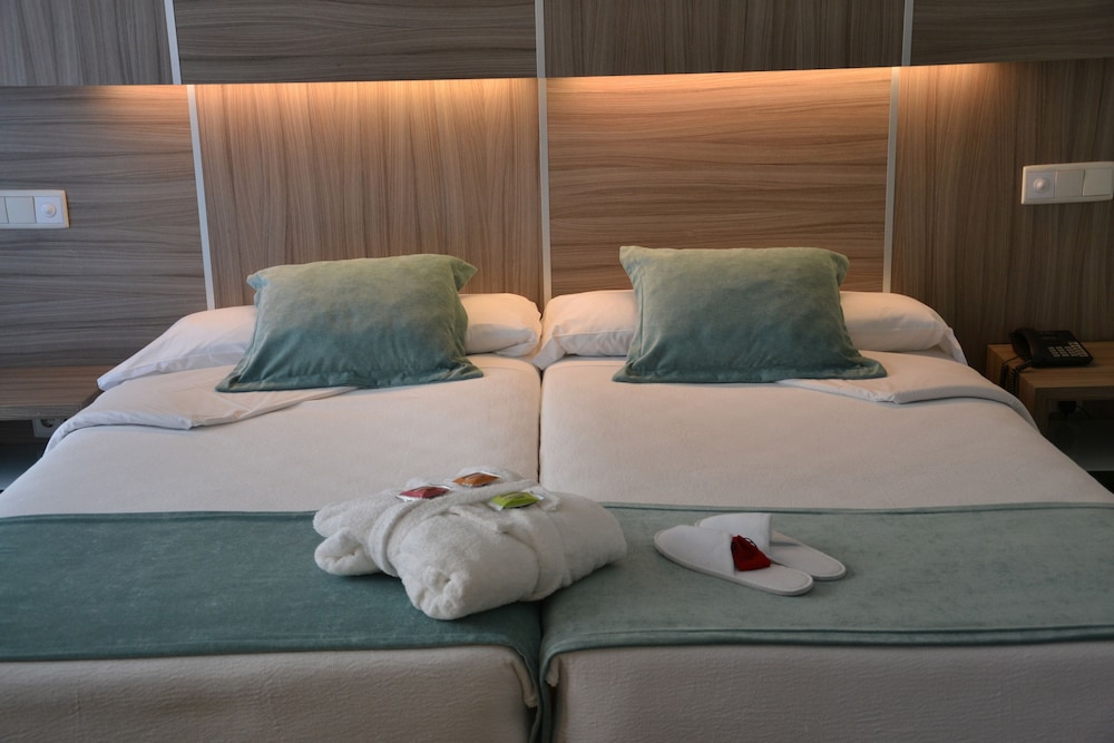 Superior Room - Photo 3