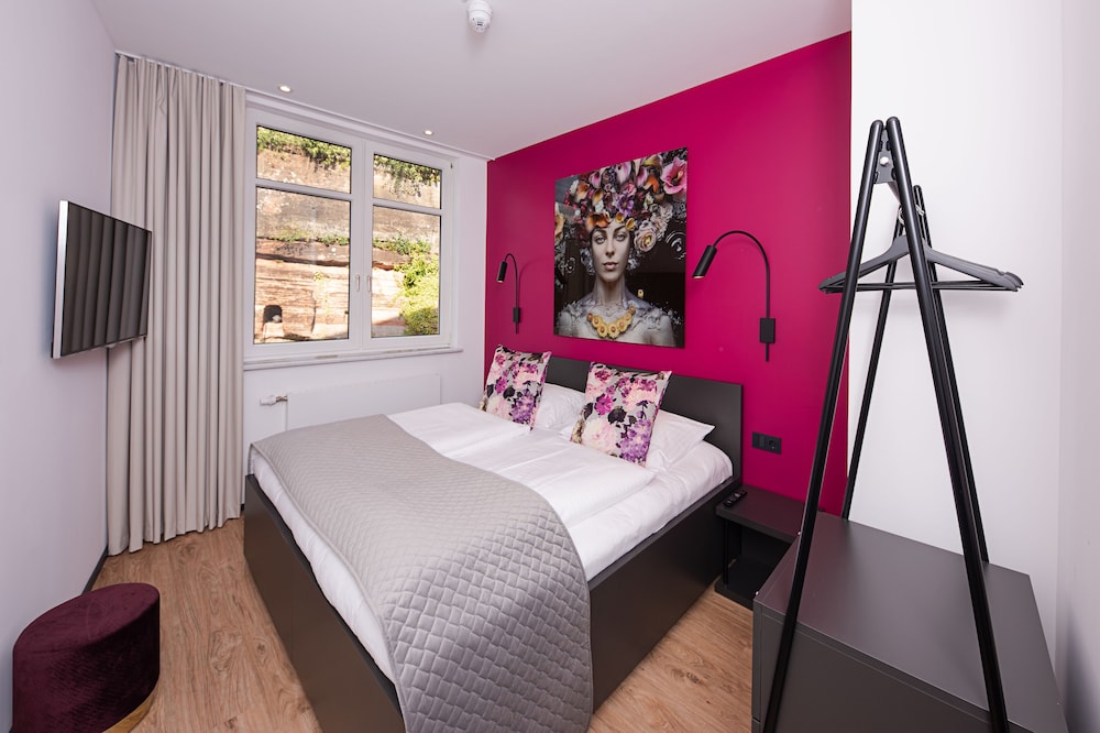 Comfort Double Room, 1 Queen Bed, Private Bathroom