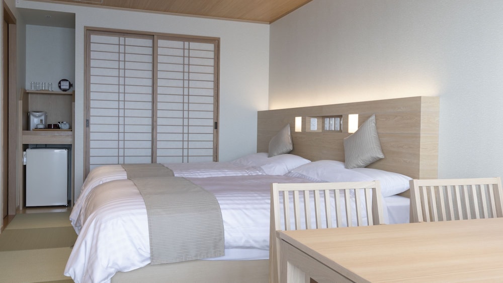 [Premium Floor] Modern Japanese Style Room with Outdoor Bath, Non Smoking (41 sqm) - Photo 2