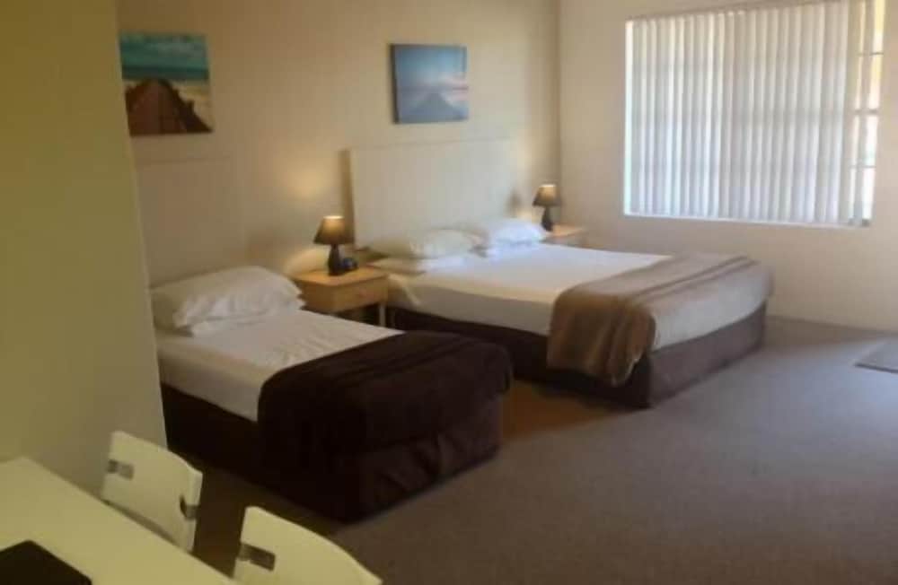 Standard Room, Kitchenette (Twin Room) photo 3
