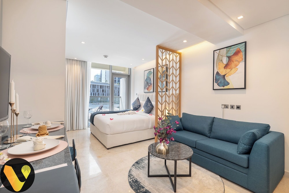 Luxury Studio photo 2