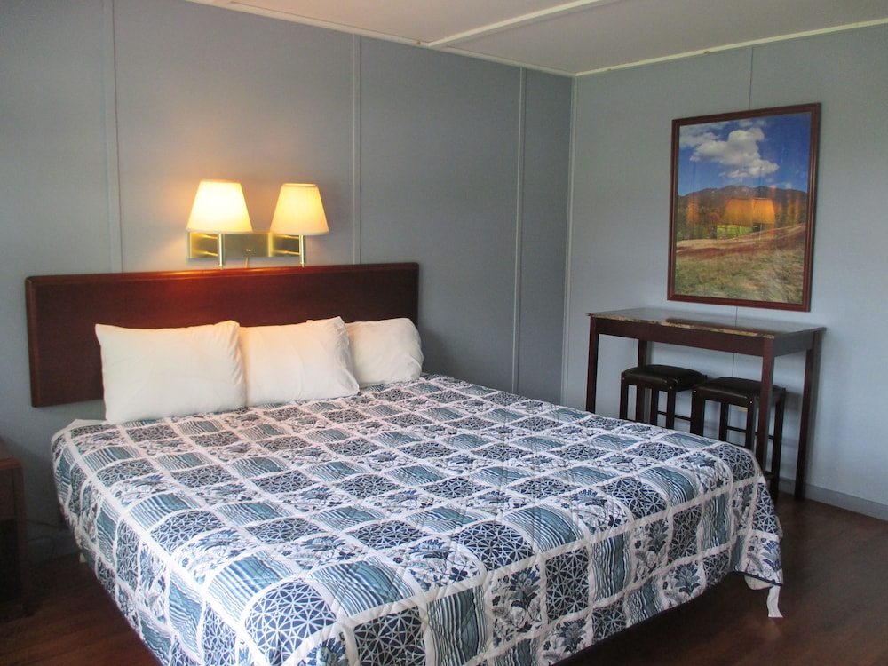 Standard Room, 1 King Bed photo 1