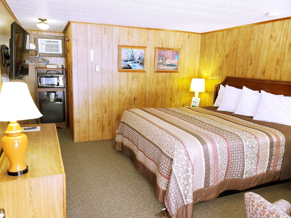 Motel - King photo 1