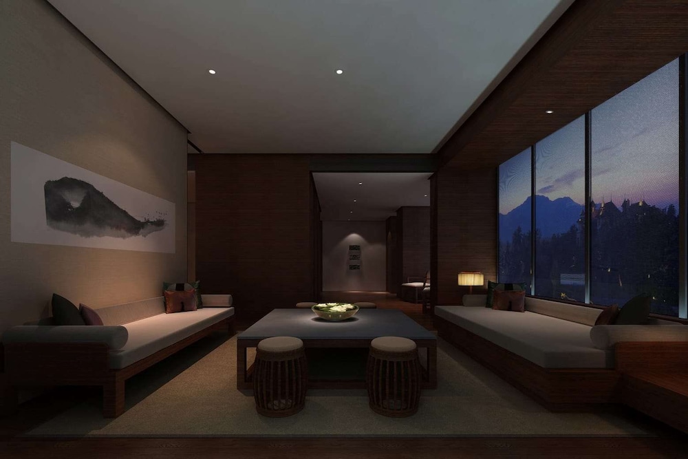 Deluxe Suite, 1 King Bed, Non Smoking