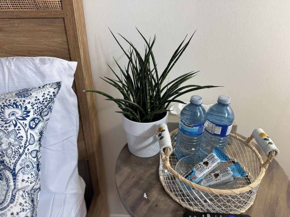 Sunrise BnB with Free Parking — photo 41