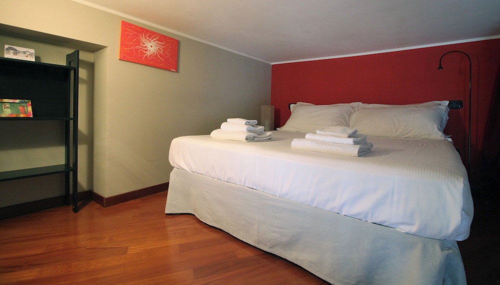 Apartment (1 Bedroom)