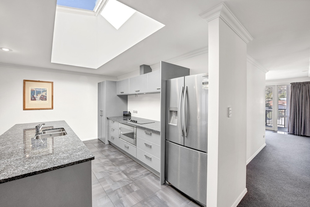 Executive Apartment, 4 Bedrooms - Photo 10