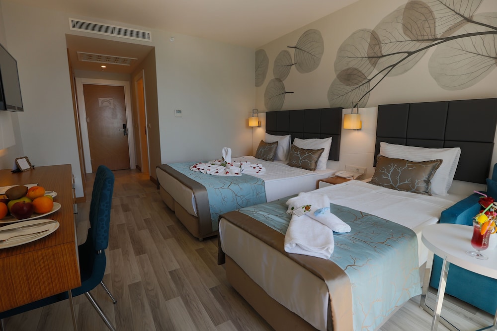 Standard Room, Garden View
