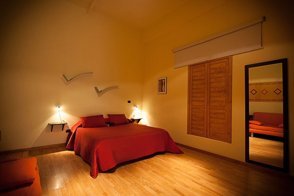 Double or Twin Room - Photo 6