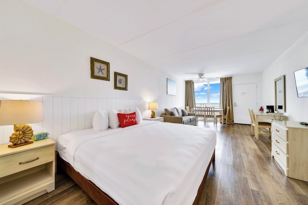 Studio, 1 King Bed, Ocean View