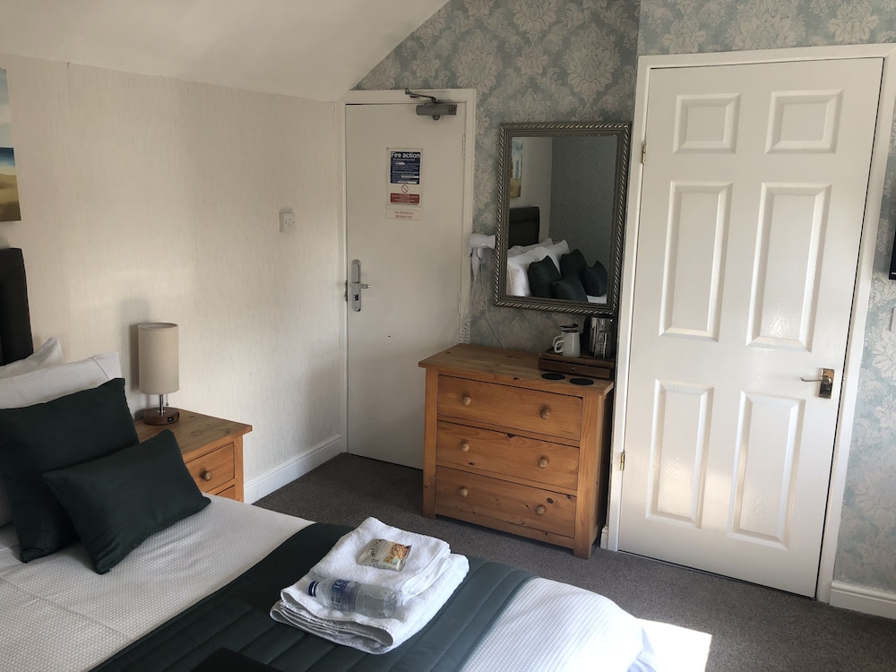 Standard Double Room (Upper Floor) photo 1