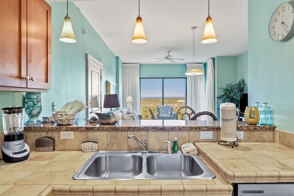 Suite, 1 Bedroom photo 3