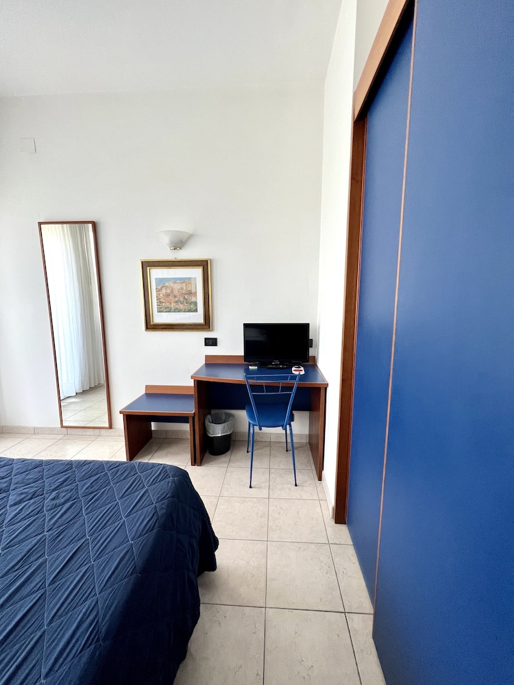 Panoramic Double or Twin Room photo 1