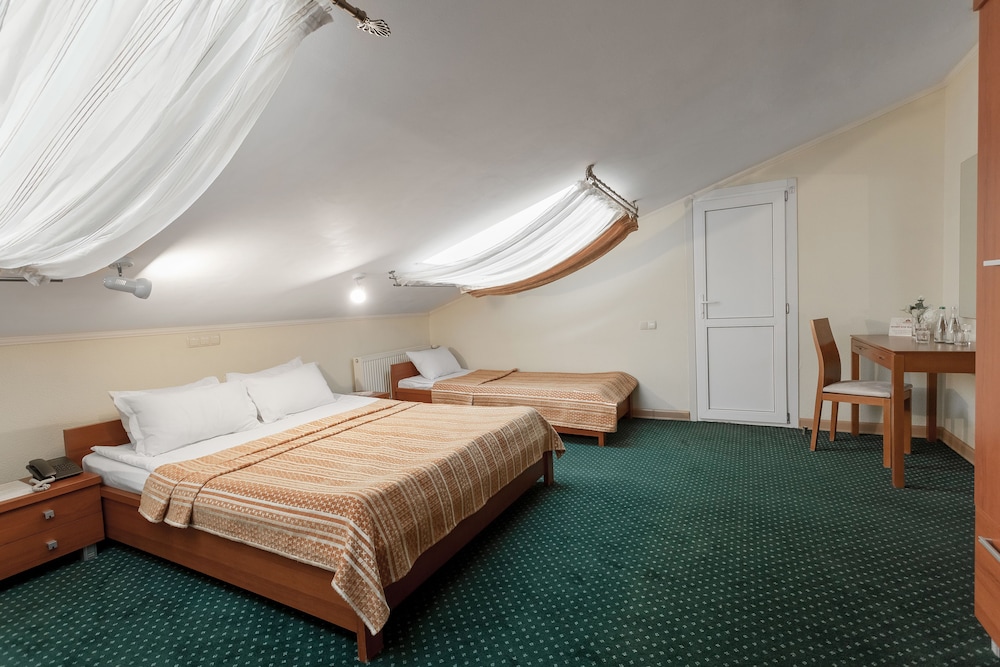 Economy Double or Twin Room