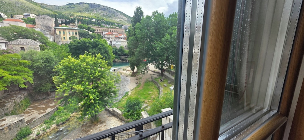Deluxe Apartment, River View