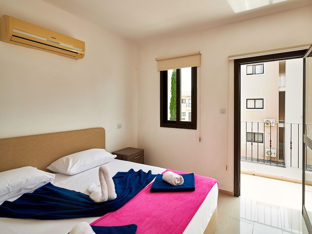 Duplex, 2 Bedrooms