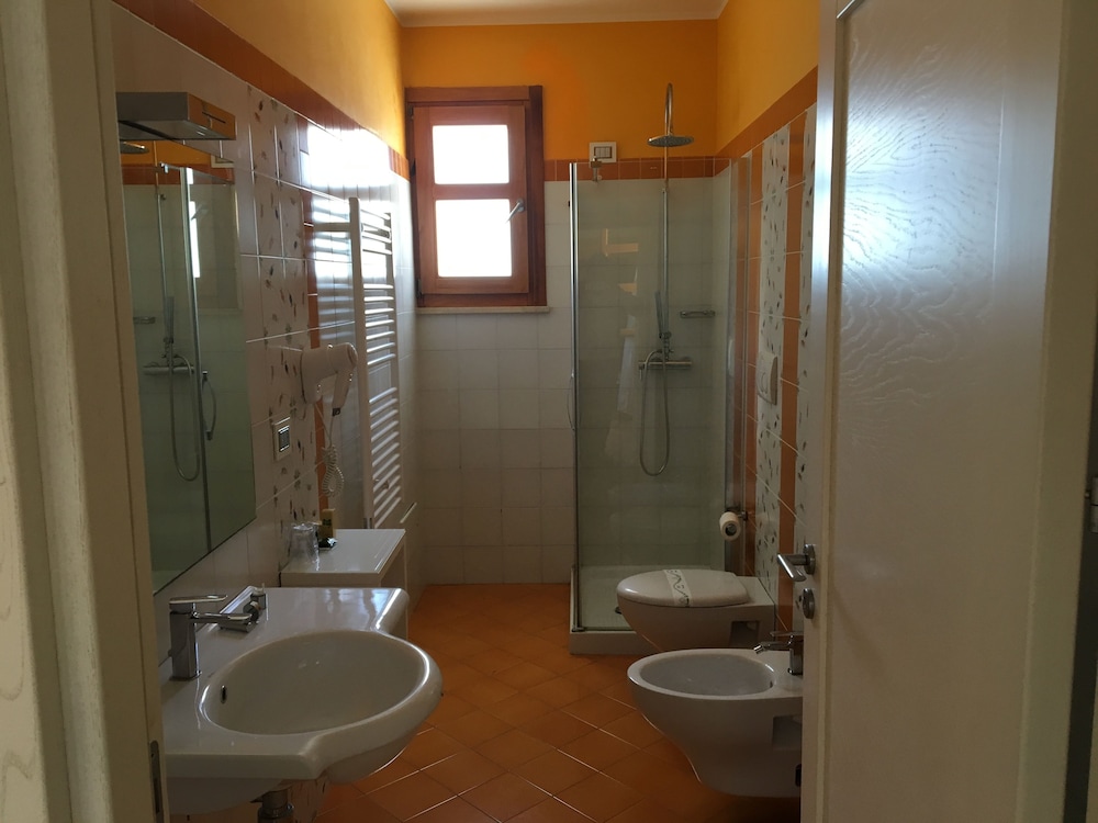 Suite, Balcony - Photo 2
