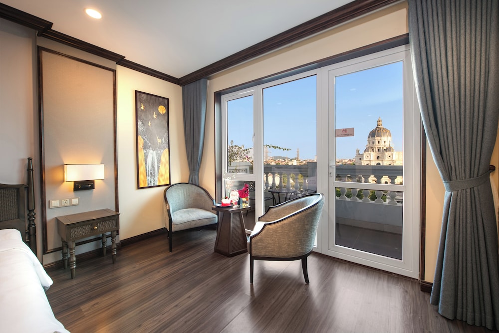 Grand Deluxe Twin Room (Indochine Wing) - Photo 7
