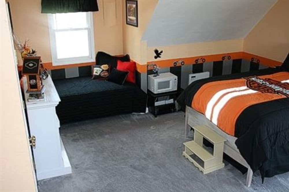 Room (Harley Davidson) photo 3