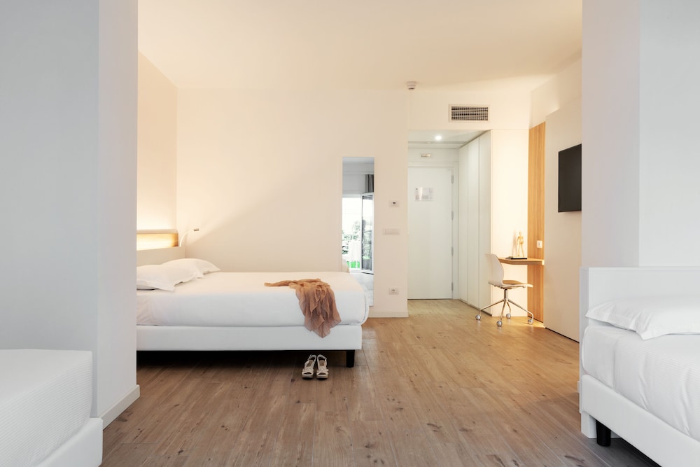 Comfort Quadruple Room