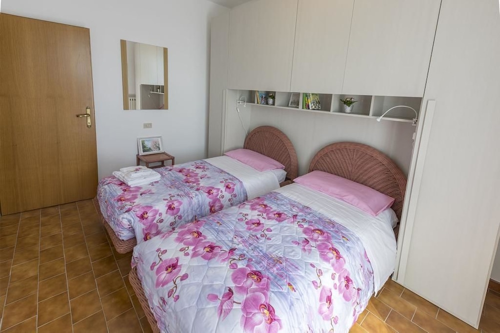 Double Or Twin Room, Private Bathroom photo 1
