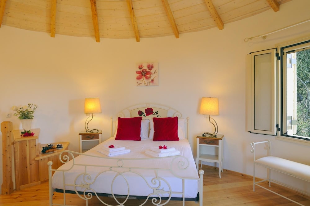 Villa photo 1