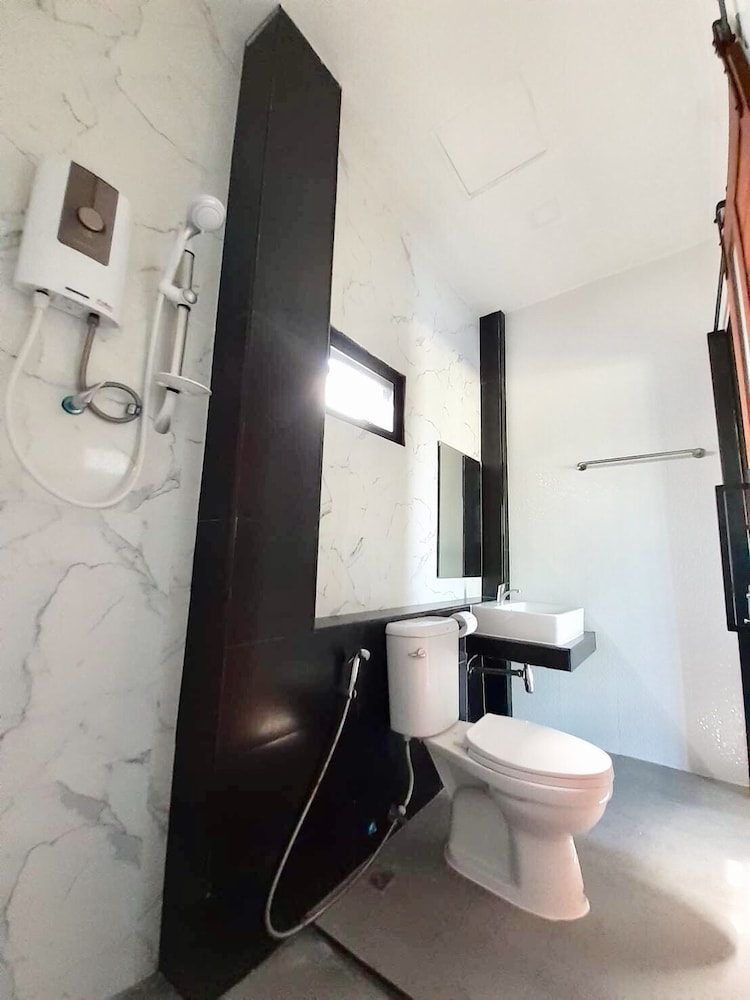 Standard Room - Photo 4